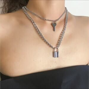 Silver Lock & Key Chunky Necklace (Clearance No Offer Accepted)